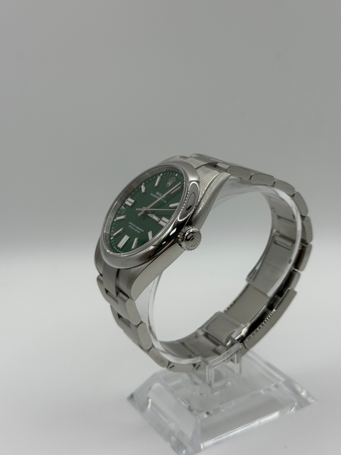 Rolex Oyster Perpetual 41 134300 Image 2